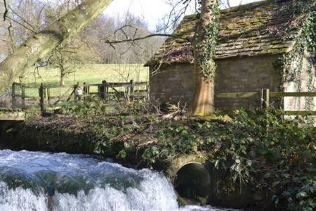 Swan Cottage Cirencester Exterior photo